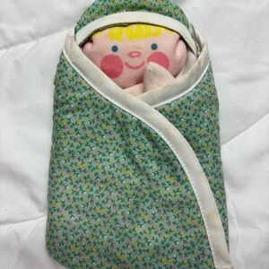 Vintage 1981 FISHER PRICE 422 PEEK A BOO BABY NURSERY TOY PUPPET DOLL Swaddle